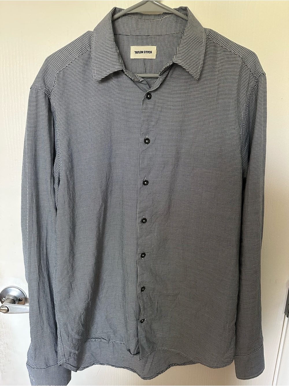 Taylor Stitch The Hyde in Mini Houndstooth Shirt (40 / Medium)